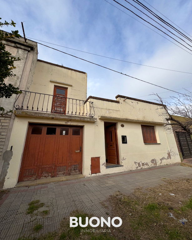 CASA PARA RECICLAR O DEMOLER