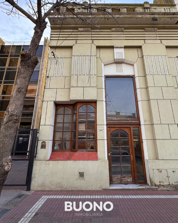 LOCAL COMERCIAL CÉNTRICO