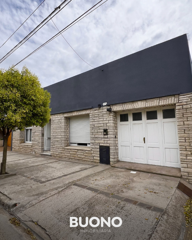 ¡GRAN INMUEBLE! 2 CASAS EN 1