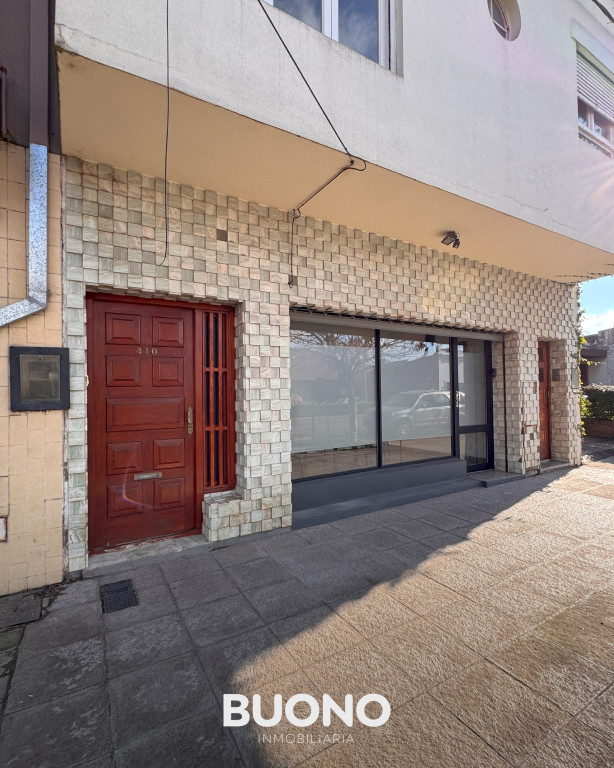 CASA EN PB + LOCAL COMERCIAL