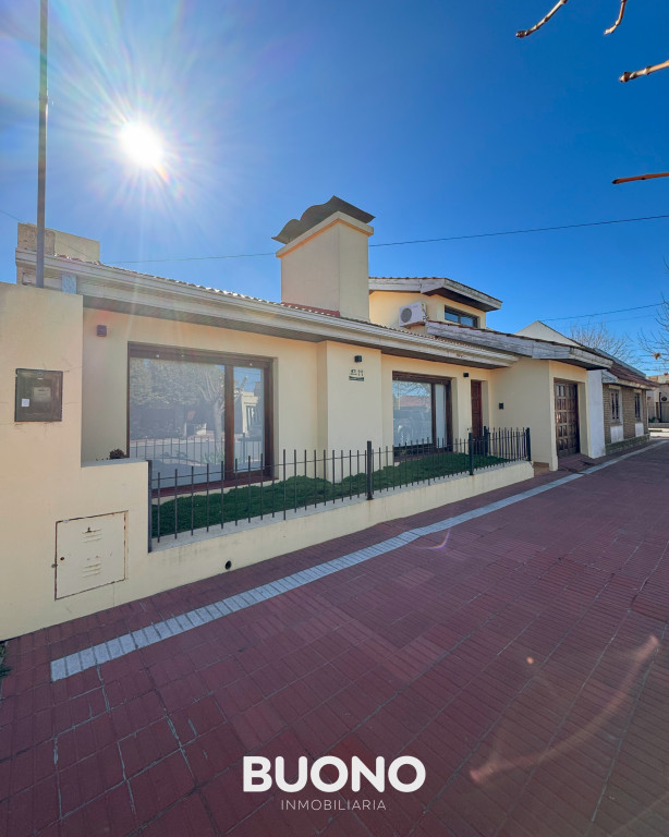 CASA RECICLADA HECHA A NUEVO