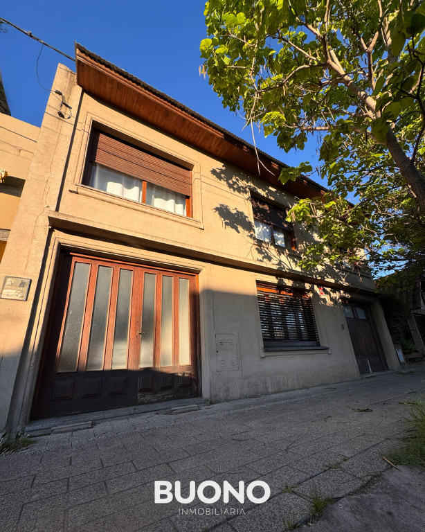 AMPLIA PROPIEDAD RESIDENCIAL