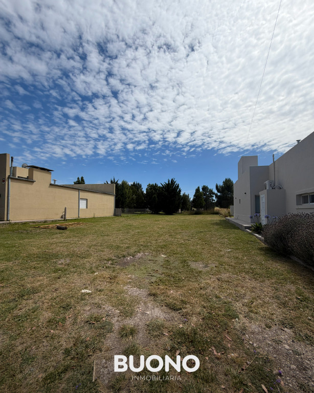 LOTE EN MÉDANO VERDE