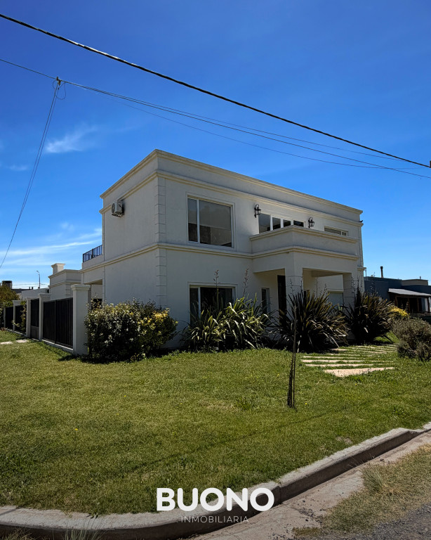 GRAN CASA EN COUNTRY ZURITA